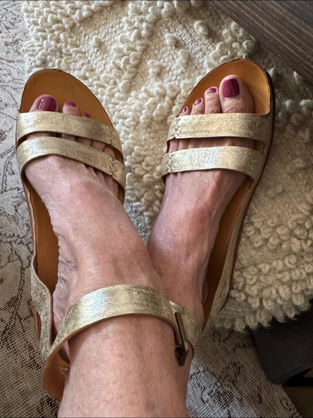 Kork- Ease casual sandals gold sz 10 worn 1x